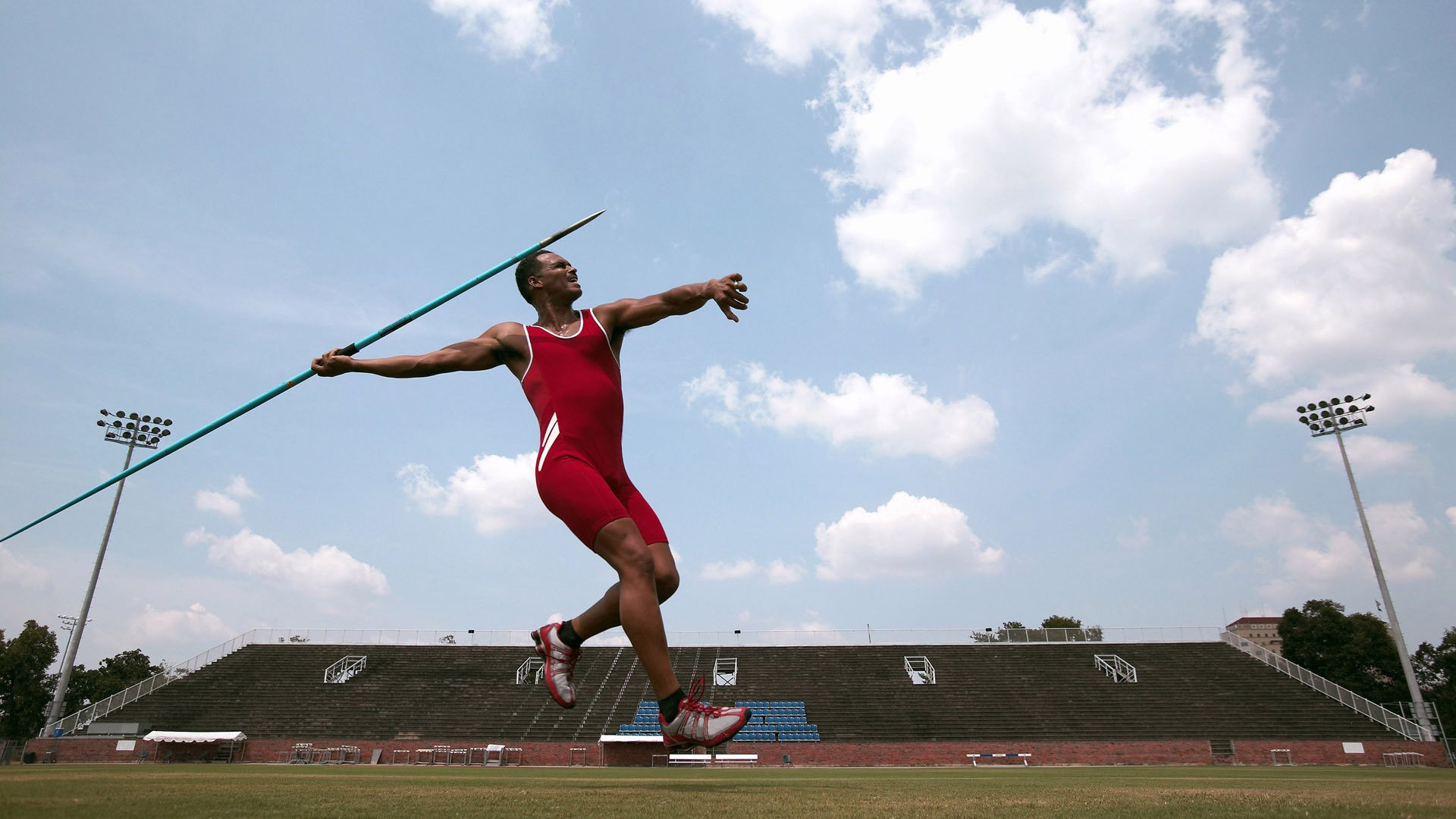 开云下载-足球场馆设计标准将进行全面修订，足球场馆建设